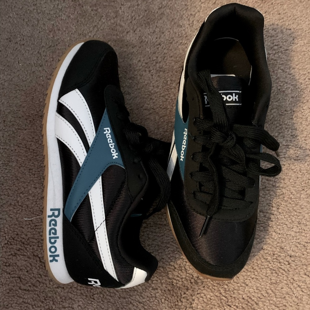 Reebok tennis shoes